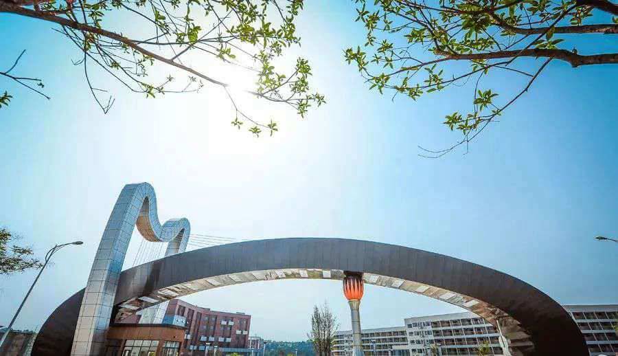 2021美術聯考沒考好的，這8所保底?？荚盒？梢灾攸c考慮！ 廣州圍墻畫室附圖5